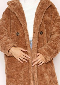 پالتوهای سبک تدی (Teddy Faux Fur Coat) از برند Missy Empire