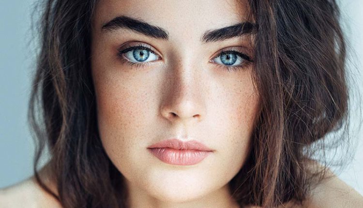 چند نکته کلیدی و اثرگذار برای داشتن ابروهای پرپشت و زیبا